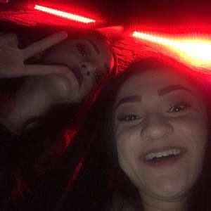 Meet your Posher, Ava